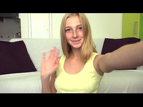 ❤️ Als ik me verveel masturbeer ik lui mijn roze poesje Sex at us ❌